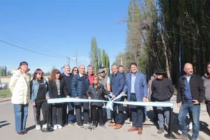 Obra-vial-asfalto-plottier