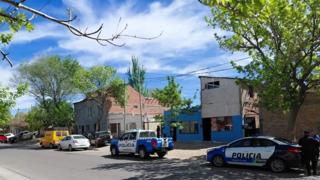 Cae una banda que operaba en el oeste neuquino con un vehículo adulterado