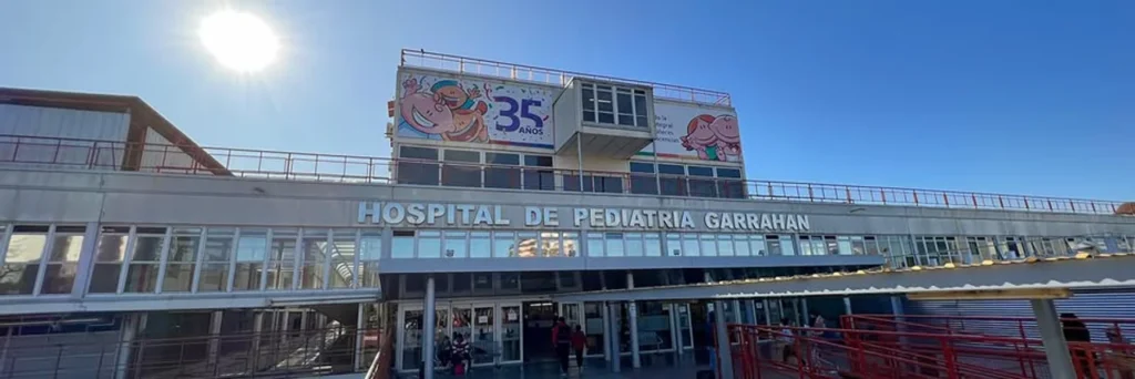 El Hospital Garrahan oficializó una suba del 60% en los sueldos de planta permanente y residentes