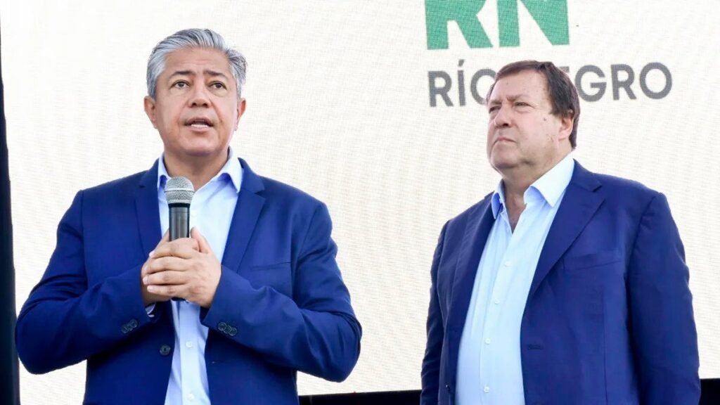Figueroa junto a los intendentes de la comarca petrolera
