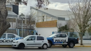 Un alumno fue herido de un disparo en una escuela de Cutral Co: las pericias apuntan a un accidente
