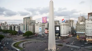 Buenos Aires espera un sábado fresco, con cielo nublado y chances de lluvia hacia la noche