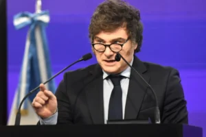 El Presidente celebró la baja de la inflación mayorista y ratificó su foco en la macroeconomía