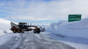 Nieve y hielo complican el cruce a Chile: qué pasos están habilitados este martes en Neuquén