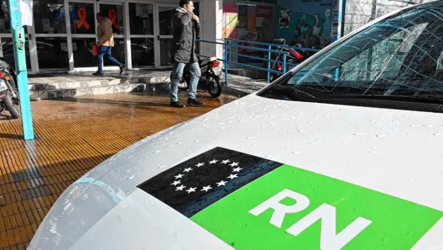 Río Negro promulgó la ley de pase a planta permanente para contratados: cuáles son los plazos y requisitos