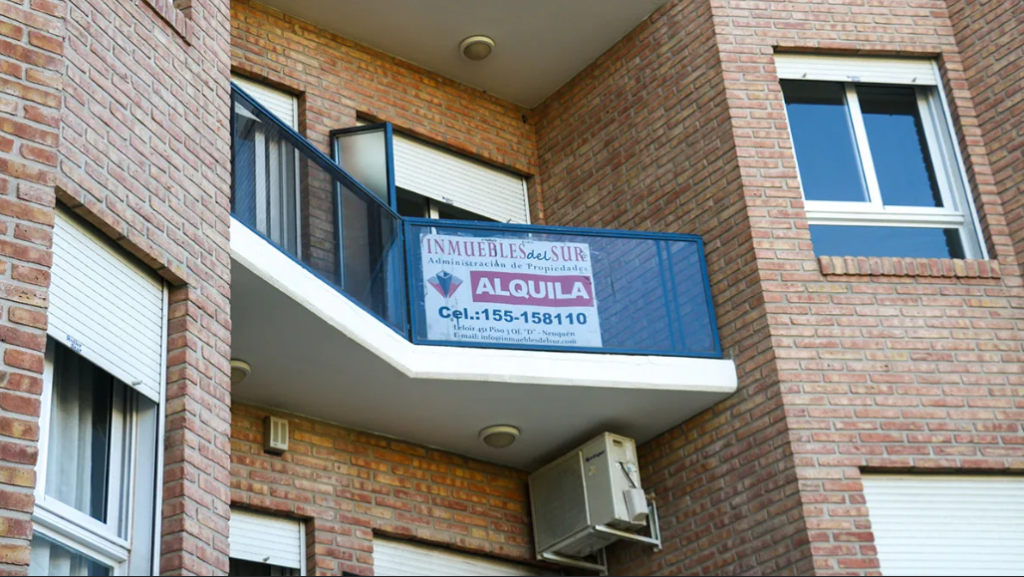 Alquilar en Neuquén cuesta cada vez más: las expensas pueden superar los 0.000