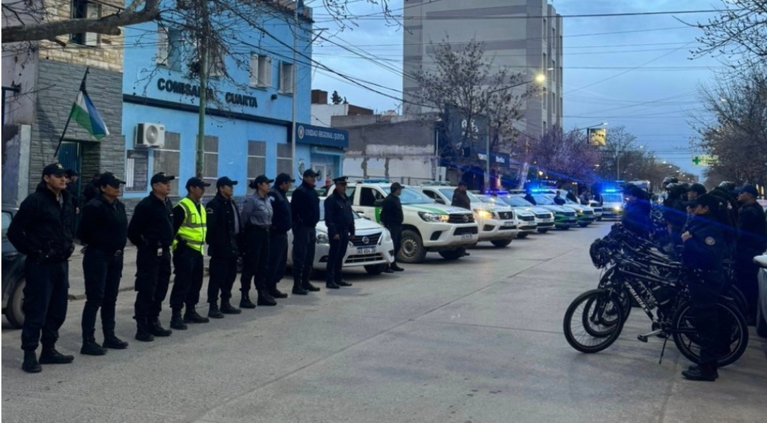 Operativo policial en Cipolletti: controles y patrullajes reforzaron la prevención Operativo policial en Cipolletti: controles y patrullajes reforzaron la prevención