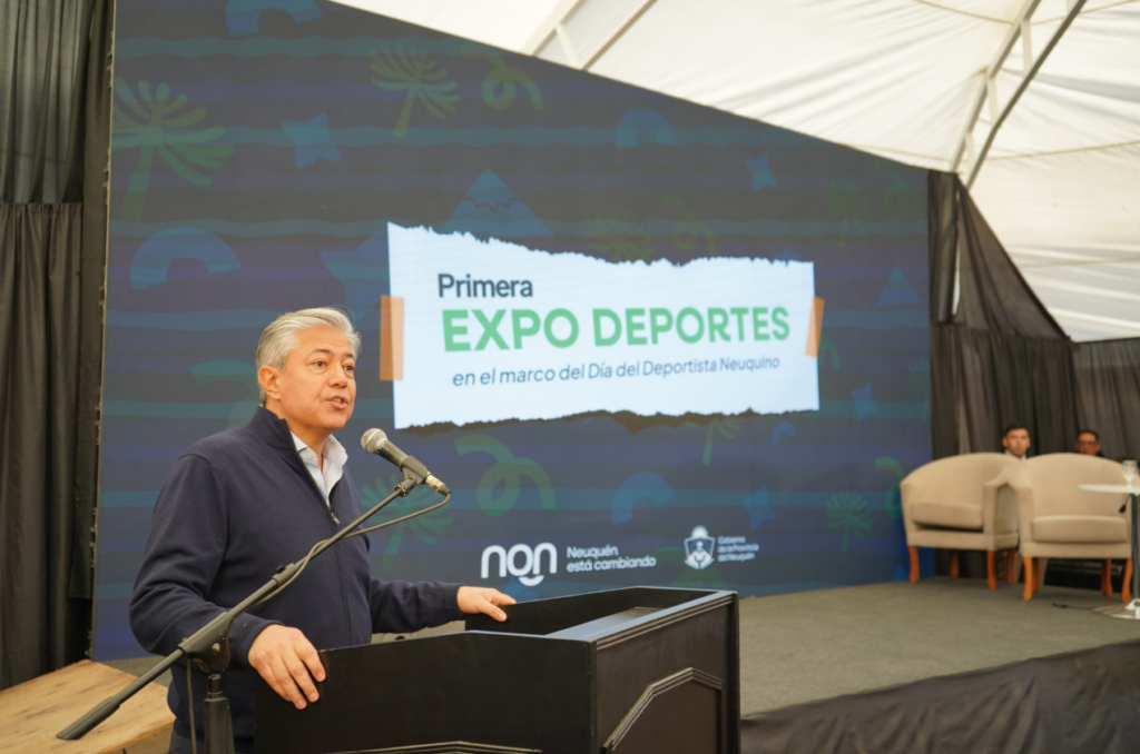 Figueroa anunció la licitación del primer natatorio olímpico de Neuquén