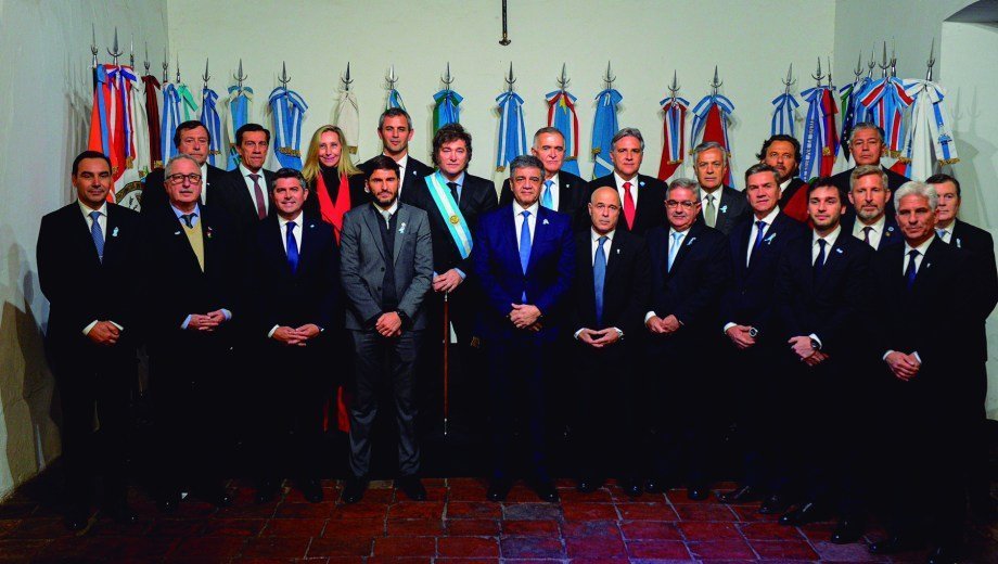 Ranking de gobernadores de agosto: Rolando Figueroa quedó primero y Gildo Insfrán último