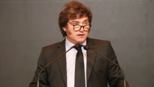 Las transferencias no automáticas a las provincias cayeron 68,6% en julio, según un informe