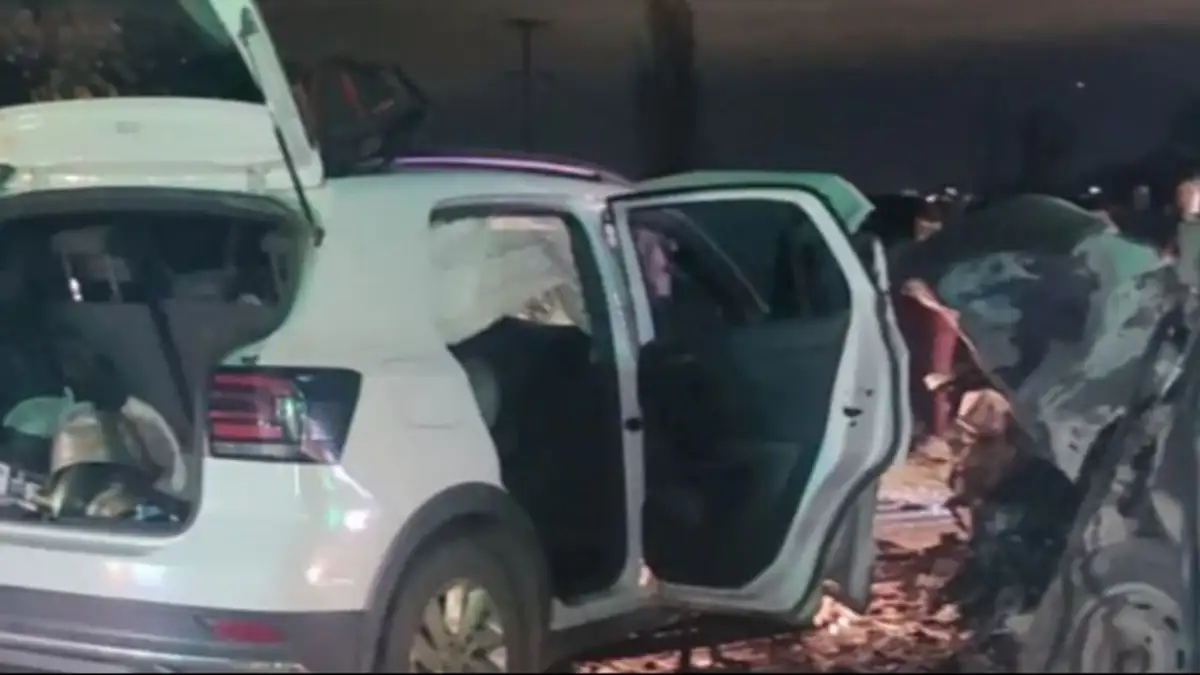 Murió un árbitro de fútbol tras un violento choque frontal en la provincia de Mendoza Murió un árbitro de fútbol tras un violento choque frontal en la provincia de Mendoza