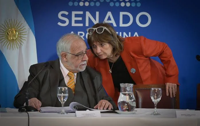Patricia Bullrich negocia con los dialoguistas para sesionar en el Senado por los pliegos de Bertuzzi y Yadarola