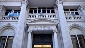 Argentina renovó el swap de monedas con China por US.000 millones y extendió el acuerdo a cinco años