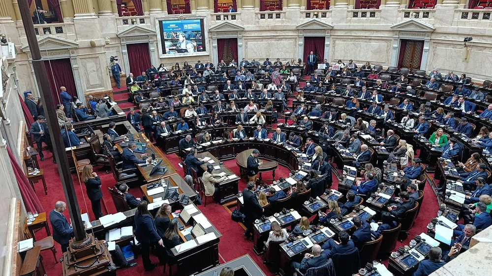 El Gobierno modificó el RIGI: qué obras ferroviarias y proyectos tecnológicos podrán acceder al régimen