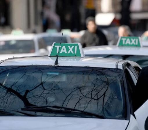 Viedma: piden hasta cuatro años de prisión para tres acusados de asaltar a un taxista