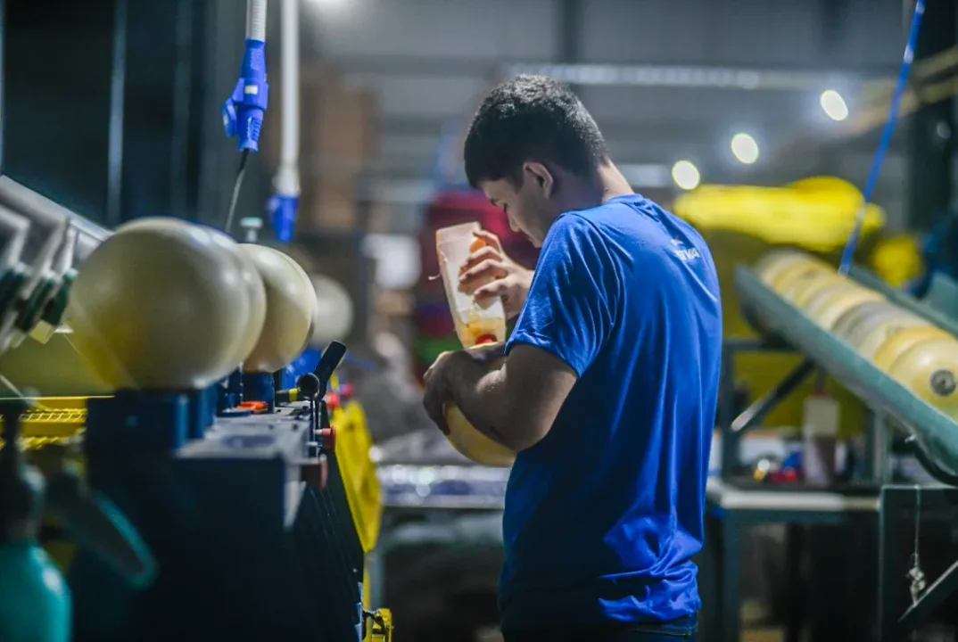 Crecimiento sin empleo: la economía avanzó 5,6% pero se perdieron 329.667 puestos de trabajo durante la era Milei Crecimiento sin empleo: la economía avanzó 5,6% pero se perdieron 329.667 puestos de trabajo durante la era Milei