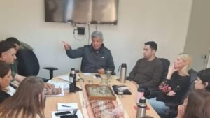 Estabilidad laboral: pase a planta permanente de estatales neuquinos, a qué sector beneficia y cuántos son