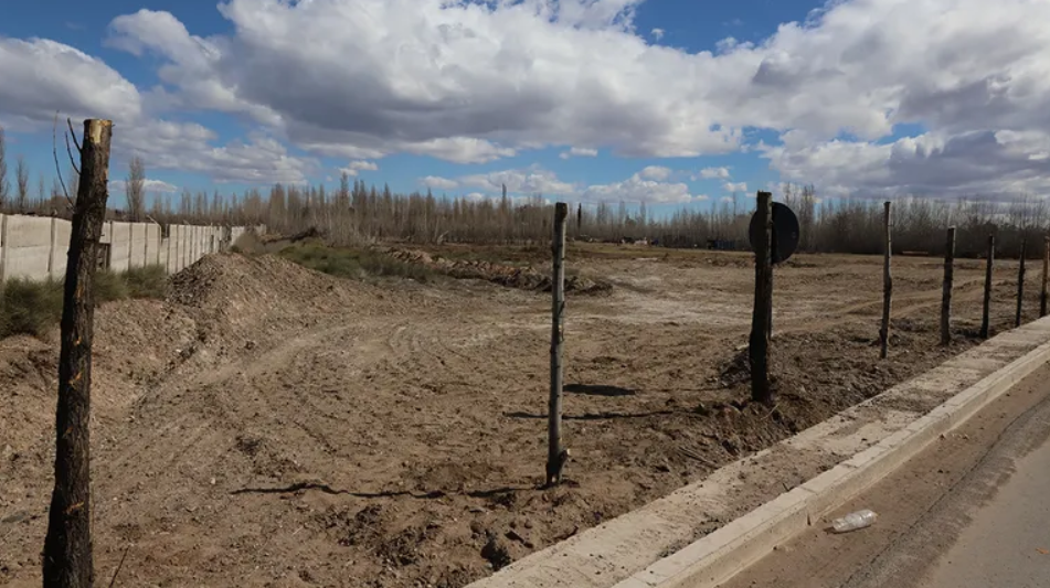 Casi 28 hectáreas en disputa: la historia de las tierras de Valentina Norte que terminaron en manos del CPE