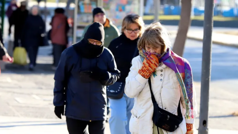 Arranca la semana con frío en Neuquén: cómo estará el tiempo este lunes 
