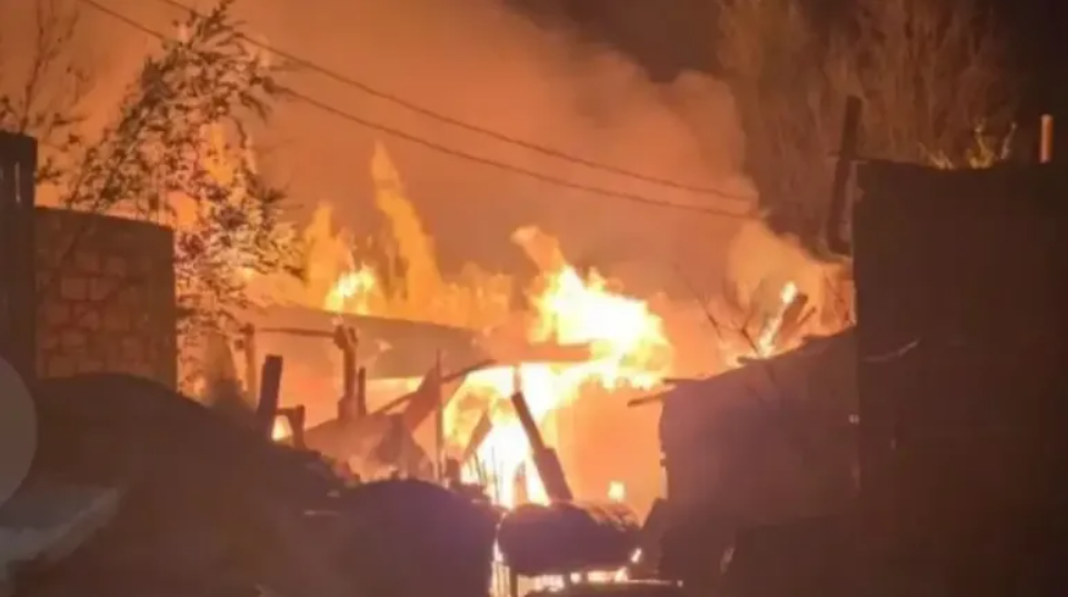 Añelo: un hombre murió tras el incendio de una vivienda en el barrio La Esperanza