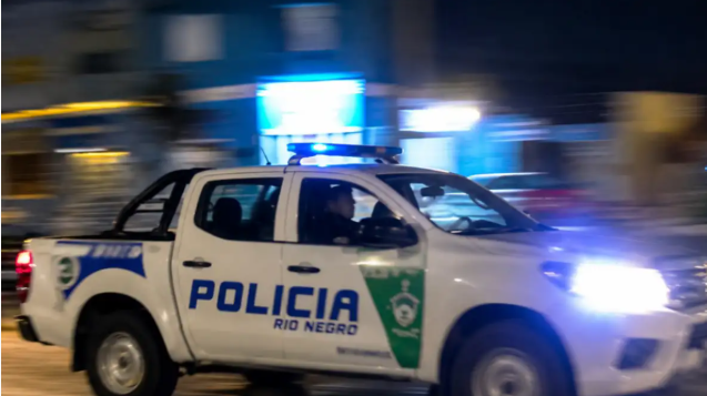 Roca: investigan tres hechos graves ocurridos en pocas horas, con un homicidio, una balacera y un incendio