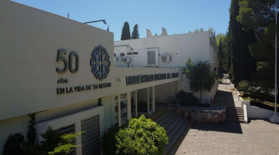 La UNCo celebró la intimación judicial al Gobierno por los fondos universitarios