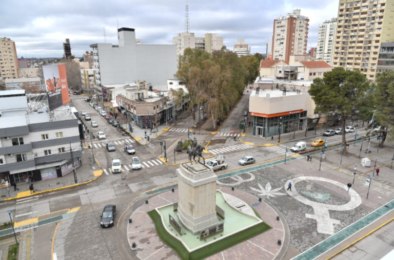 Cómo estará el tiempo este sábado en Neuquén: nublado, viento y posibles lluvias 