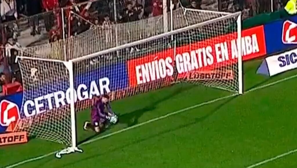 Video: el insólito gol que le dio la punta a Instituto en su victoria frente a Estudiantes de Río Cuarto
