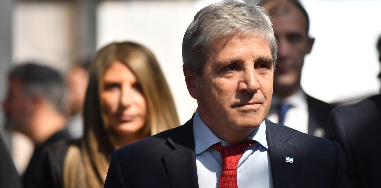 El Gobierno mantuvo el superávit fiscal en agosto: alcanzó los 5.529 millones
