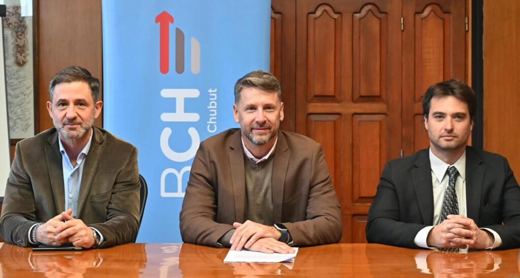 Chubut amplía el alivio financiero: hasta 72 cuotas y un año de gracia para deudas de tarjetas
