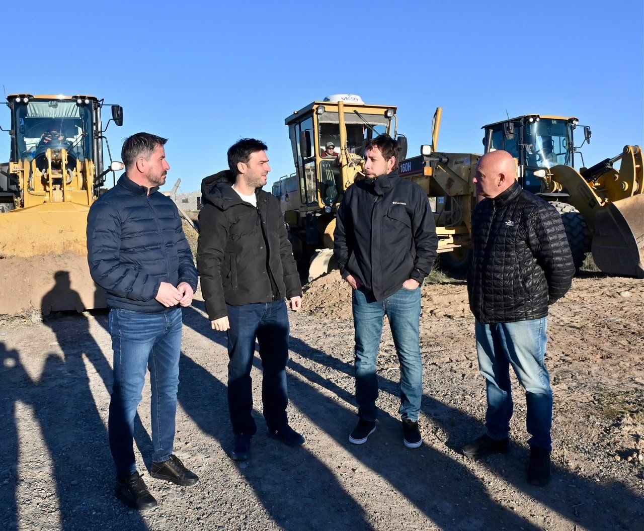 Recorrieron el inicio de obra de la Zona Franca, que fortalecerá el perfil logístico y exportador de Chubut Recorrieron el inicio de obra de la Zona Franca, que fortalecerá el perfil logístico y exportador de Chubut