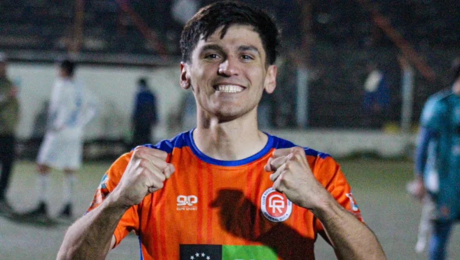 Deportivo Roca venció a Atlético Regina y es el nuevo puntero de la Liga Confluencia