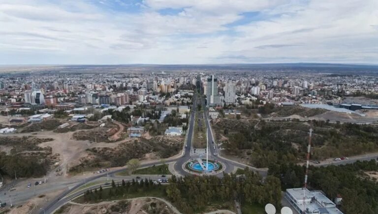 Neuquén tendrá una jornada parcialmente nublada y máxima de 19°C: así estará el clima este martes