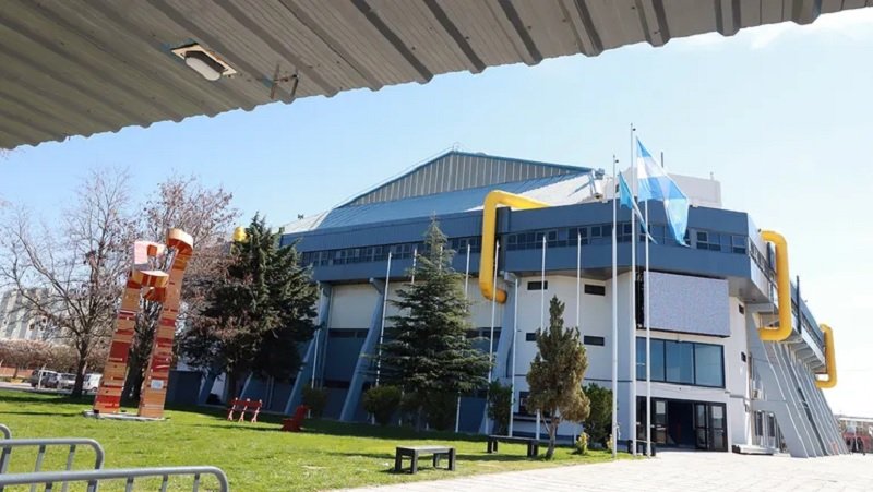Neuquén se viste de fiesta: el Ruca Che ya está listo y con los colores patrios para la Copa Davis