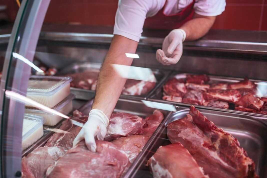 La carne vacuna perdió lugar en la mesa de los argentinos: el consumo cayó 9,5