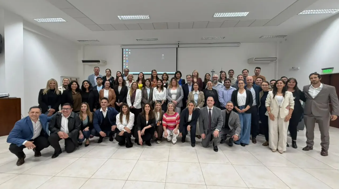 La SENAF de Río Negro participa de un congreso nacional sobre adolescentes en conflicto con la ley penal La SENAF de Río Negro participa de un congreso nacional sobre adolescentes en conflicto con la ley penal