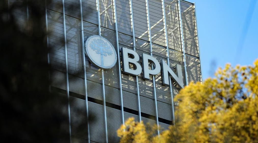 Una docente de Neuquén logró que el BPN no le retenga más del 20% del salario 