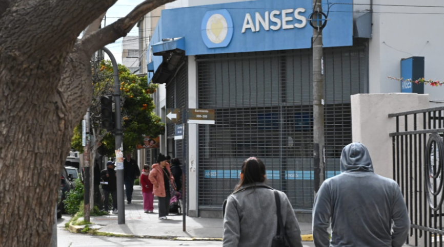 ANSES reactivó trámites jubilatorios docentes en Río Negro y fijó nuevas condiciones