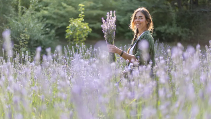 De los saberes ancestrales a la cosmética natural: la historia de Lucía y su emprendimiento en Bariloche