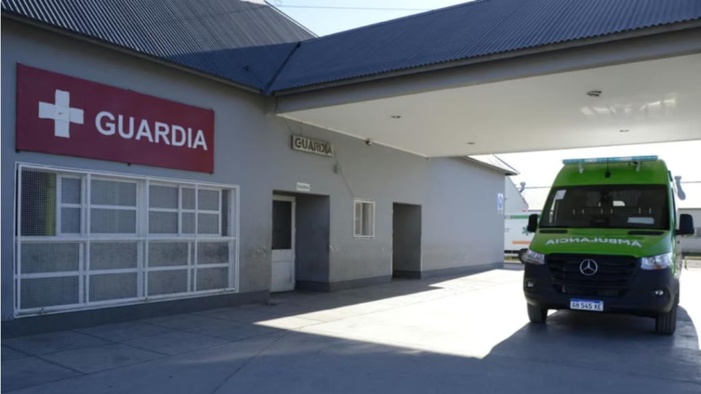 Cipolletti: murió un trabajador que cayó desde el techo de un galpón mientras reparaba una bomba de agua