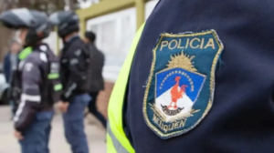 Un policía neuquino le hizo RCP a una nena de dos años que no reaccionaba y logró reanimarla