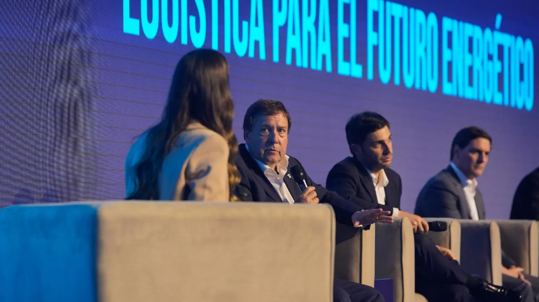 Weretilneck confirmó fechas clave para las rutas nacionales y los proyectos energéticos de Río Negro Weretilneck confirmó fechas clave para las rutas nacionales y los proyectos energéticos de Río Negro