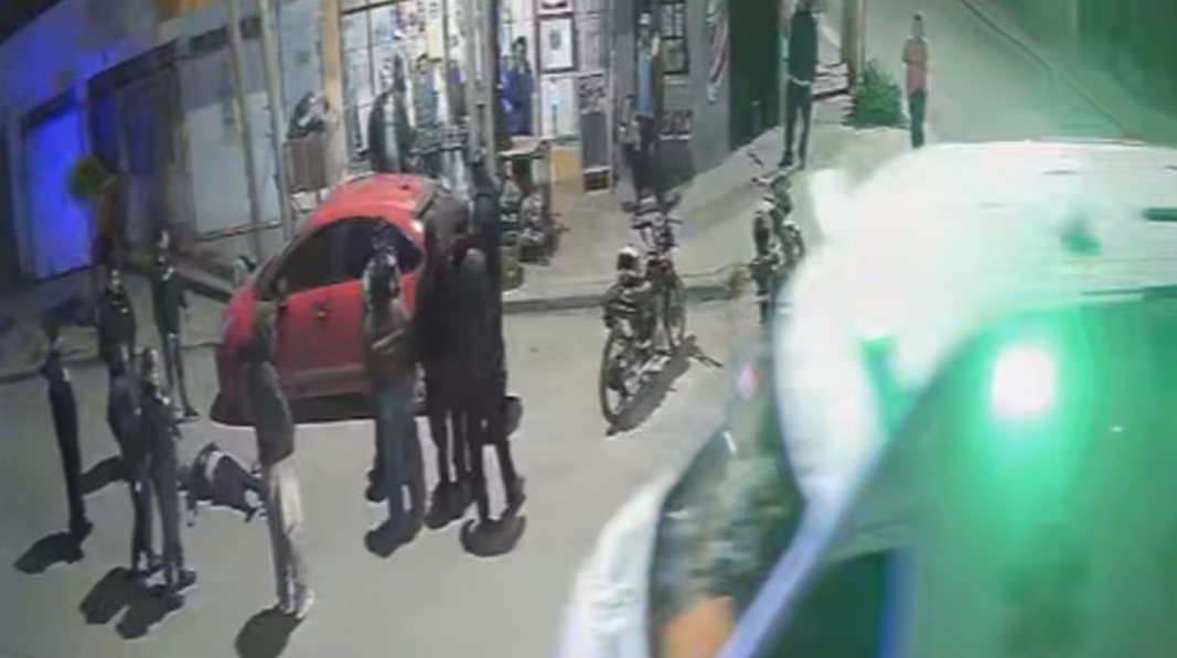 Murió tras ser atropellado en Neuquén: su familia denuncia que el motociclista escapó Murió tras ser atropellado en Neuquén: su familia denuncia que el motociclista escapó