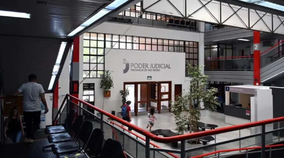 Judiciales de Río Negro aceptaron la oferta salarial y tendrán aumentos del 2,2% mensual