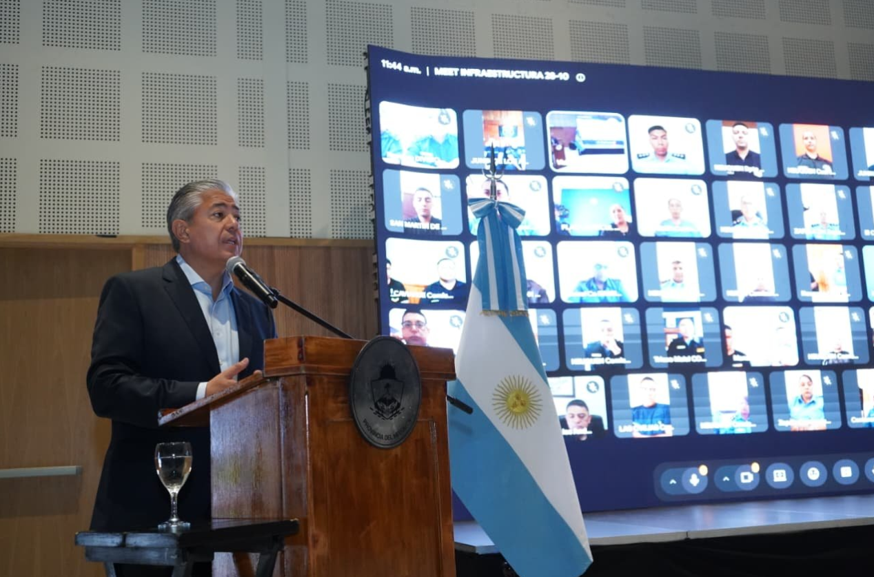 Construir Seguridad: Figueroa presentó un programa para mejorar las dependencias policiales