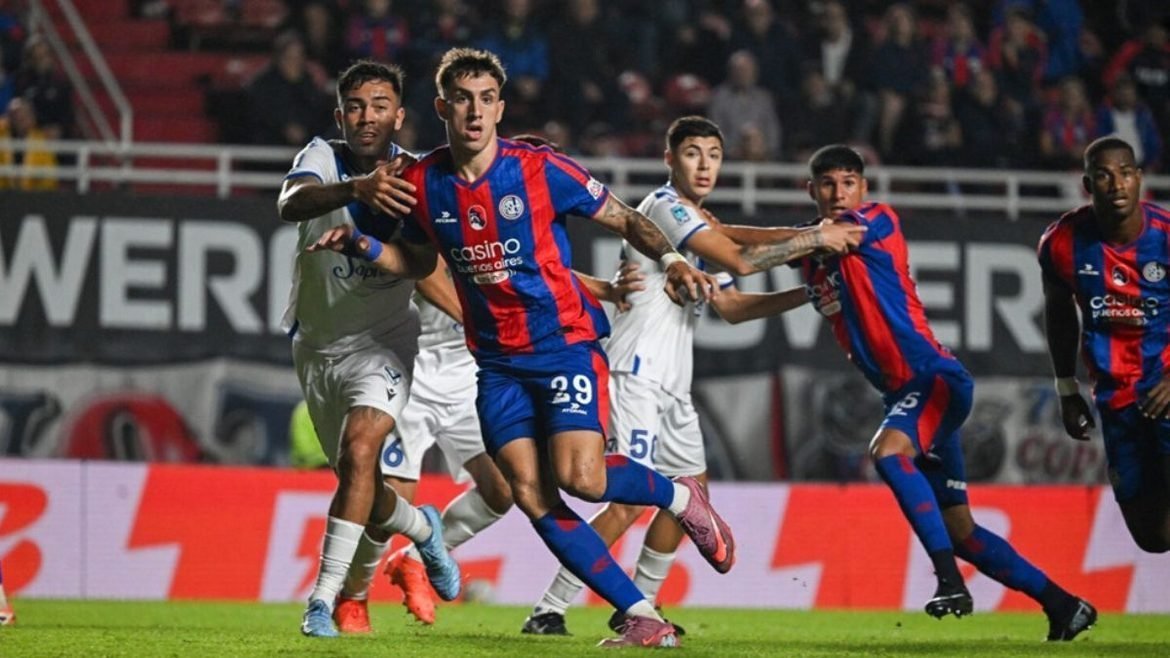 San Lorenzo visita a Vélez en un partido clave para acercarse a los playoffs del Torneo Clausura San Lorenzo visita a Vélez en un partido clave para acercarse a los playoffs del Torneo Clausura