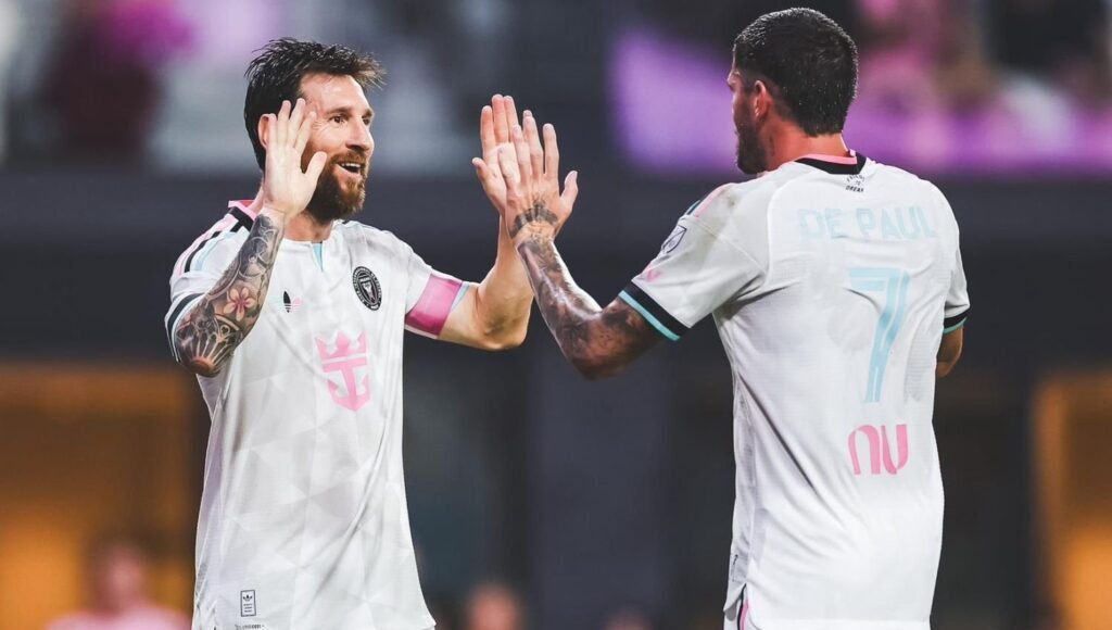 Con Messi como conductor, Inter Miami le ganó 2-0 a New York City y se clasificó a los playoffs de la MLS