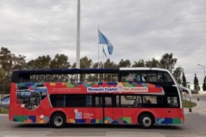 Turismo urbano en Neuquén: lanzan nuevos paseos guiados y experiencias especiales para descubrir la capital