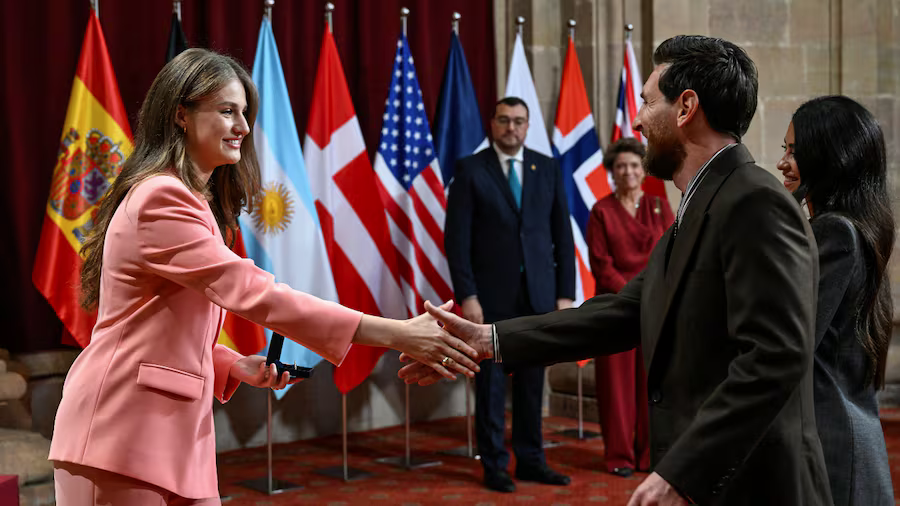 Lionel Messi fue recibido por la princesa Leonor antes de recibir un prestigioso premio en España